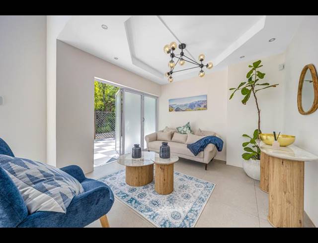 5 BEDROOM PROPERTY TO RENT IN WENDYWOOD